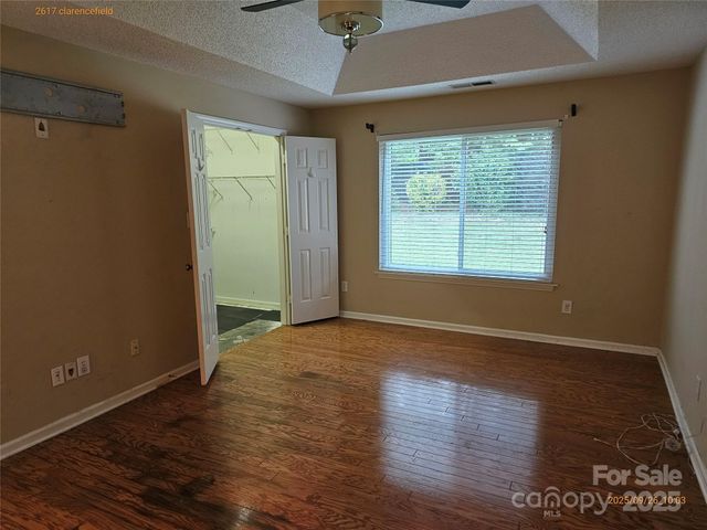 2617 Clarencefield Drive, Charlotte, NC 28216