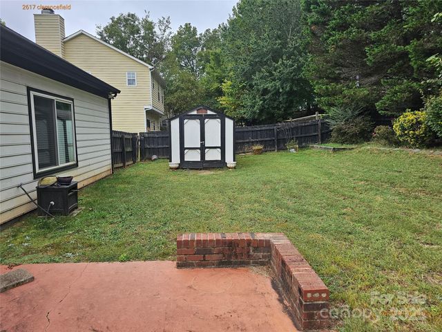 2617 Clarencefield Drive, Charlotte, NC 28216
