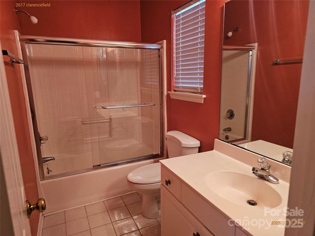 2617 Clarencefield Drive, Charlotte, NC 28216