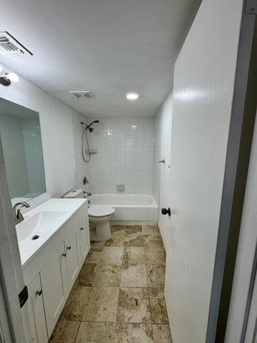 5600 N Flagler Drive 1502, West Palm Beach, FL 33407