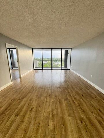 5600 N Flagler Drive 1502, West Palm Beach, FL 33407