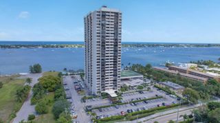 5600 N Flagler Drive 1502, West Palm Beach, FL 33407