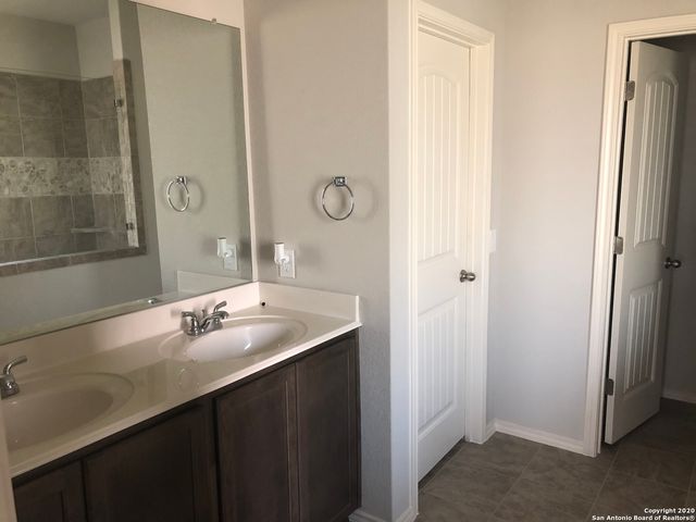 8210 Bending Willow, San Antonio, TX 78223