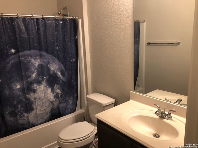 8210 Bending Willow, San Antonio, TX 78223