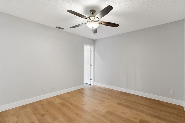 2240 86th Drive, Vero Beach, FL 32966