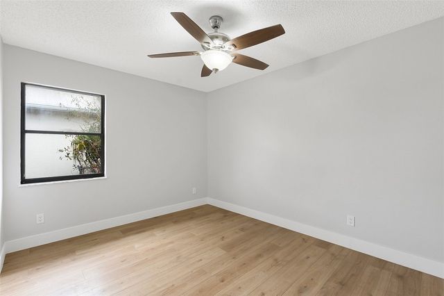 2240 86th Drive, Vero Beach, FL 32966