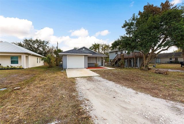 2240 86th Drive, Vero Beach, FL 32966