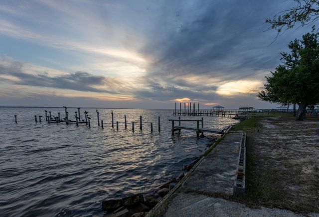 2894 Bay Grove Road, Freeport, FL 32439