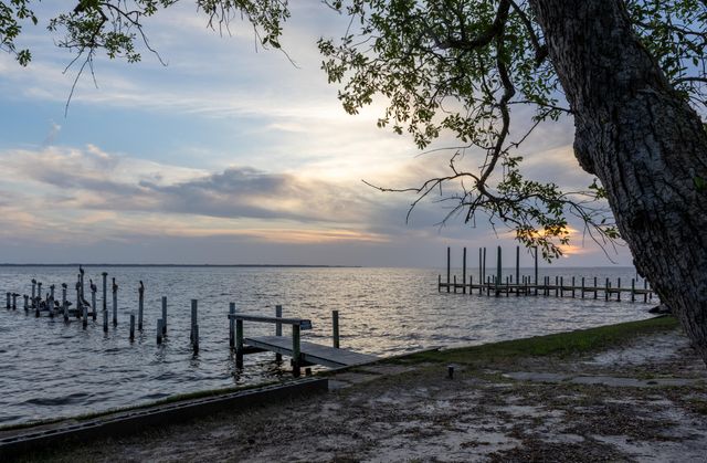 2894 Bay Grove Road, Freeport, FL 32439