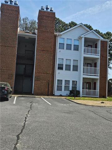 2305 Estuary CT, Virginia Beach, VA 23451