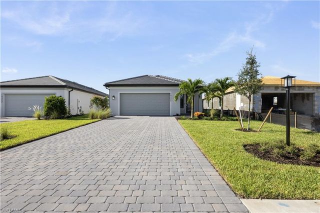 19226 Hinkley DR, Estero, FL 33928