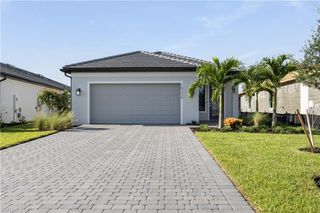 19226 Hinkley DR, Estero, FL 33928