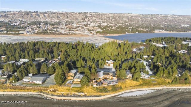 895 Ocean Drive Loop, Homer, AK 99603