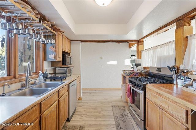 895 Ocean Drive Loop, Homer, AK 99603