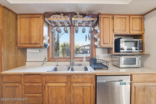 895 Ocean Drive Loop, Homer, AK 99603