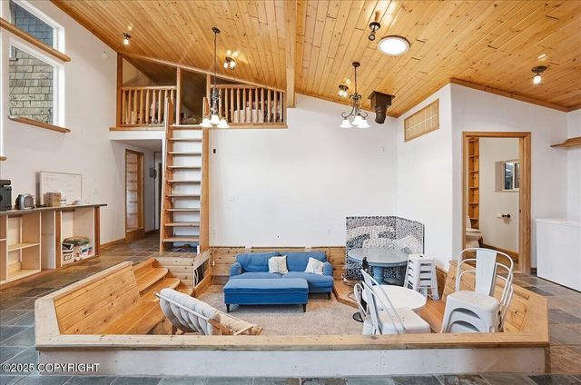 895 Ocean Drive Loop, Homer, AK 99603