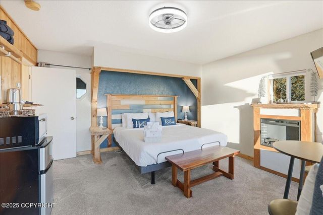 895 Ocean Drive Loop, Homer, AK 99603