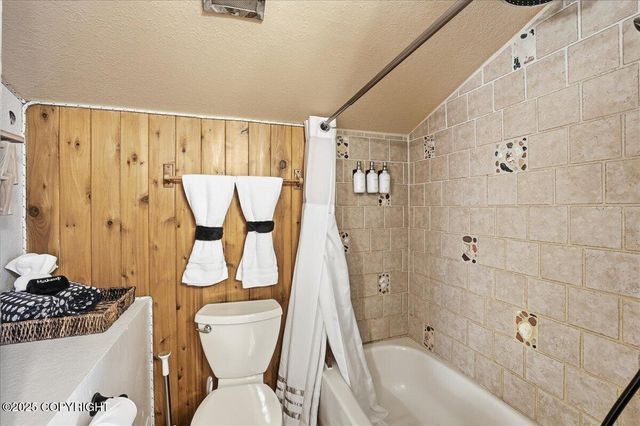 895 Ocean Drive Loop, Homer, AK 99603