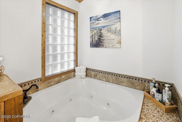 895 Ocean Drive Loop, Homer, AK 99603