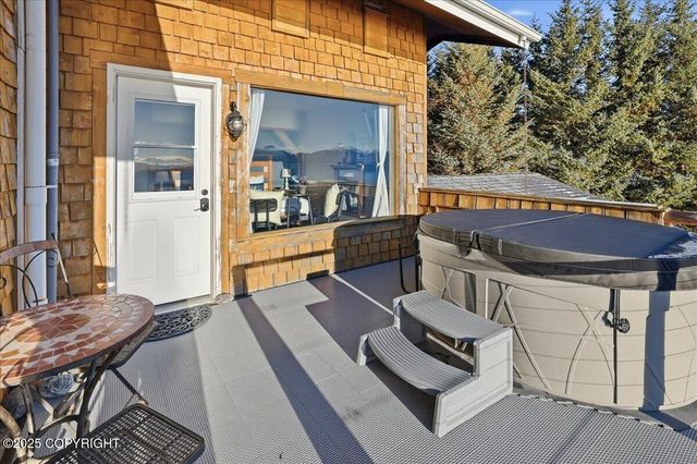 895 Ocean Drive Loop, Homer, AK 99603