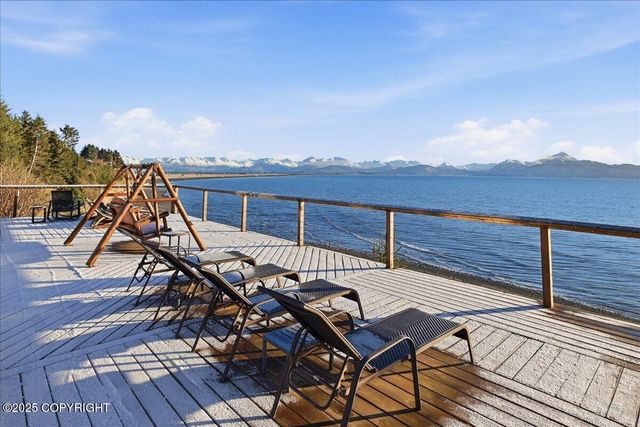 895 Ocean Drive Loop, Homer, AK 99603