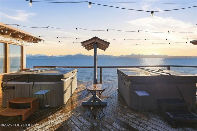 895 Ocean Drive Loop, Homer, AK 99603