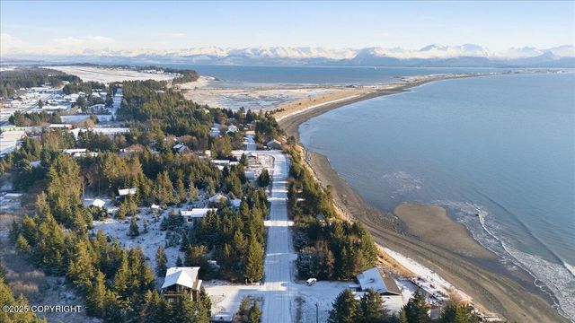 895 Ocean Drive Loop, Homer, AK 99603