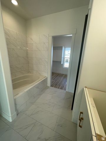 3445 W 3175 S, West Haven, UT 84401