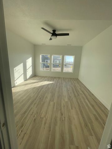 3445 W 3175 S, West Haven, UT 84401