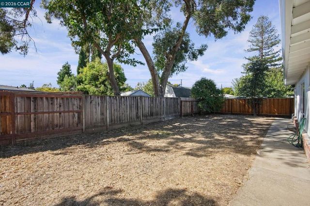 3120 Marvelle Lane, Concord, CA 94518