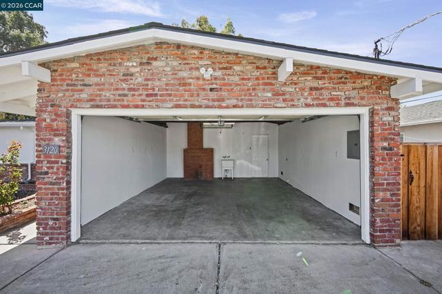 3120 Marvelle Lane, Concord, CA 94518