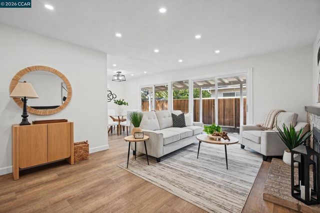 3120 Marvelle Lane, Concord, CA 94518