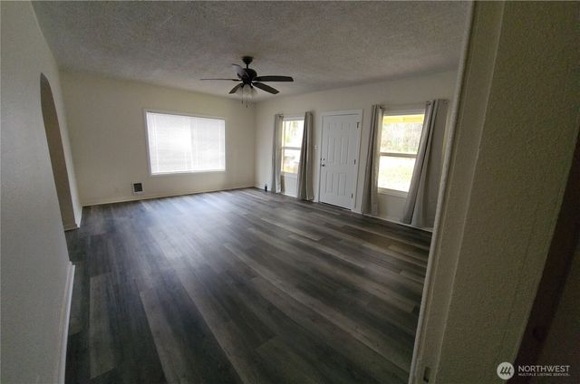 681 State Route 7, Morton, WA 98356