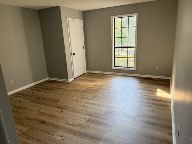 902 Brenda Dr, Pulaski, TN 38478