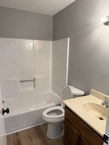 902 Brenda Dr, Pulaski, TN 38478