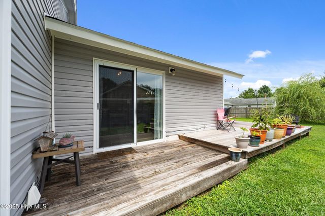 314 Quail Ridge Road, Jacksonville, NC 28546