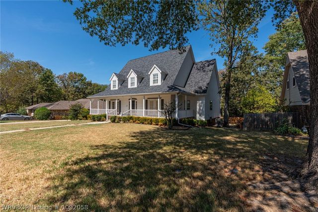 8813 Copper Oaks Lane, Fort Smith, AR 72903