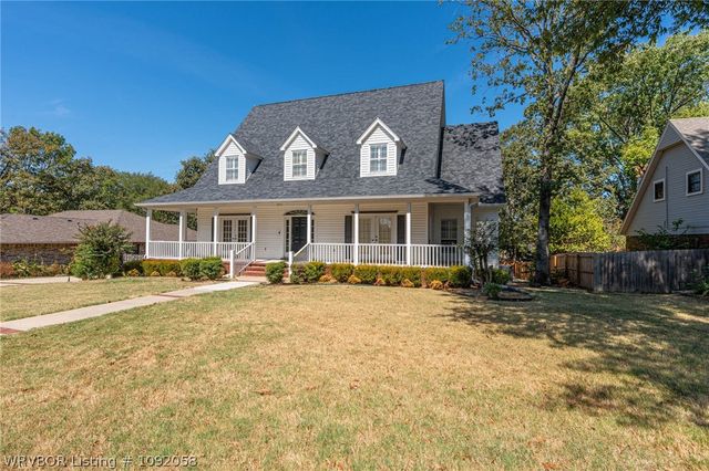 8813 Copper Oaks Lane, Fort Smith, AR 72903