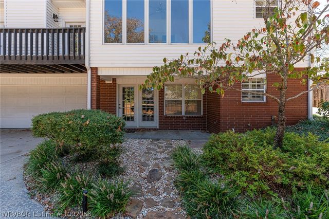 8813 Copper Oaks Lane, Fort Smith, AR 72903