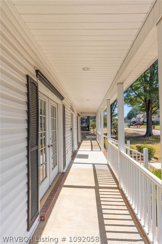 8813 Copper Oaks Lane, Fort Smith, AR 72903