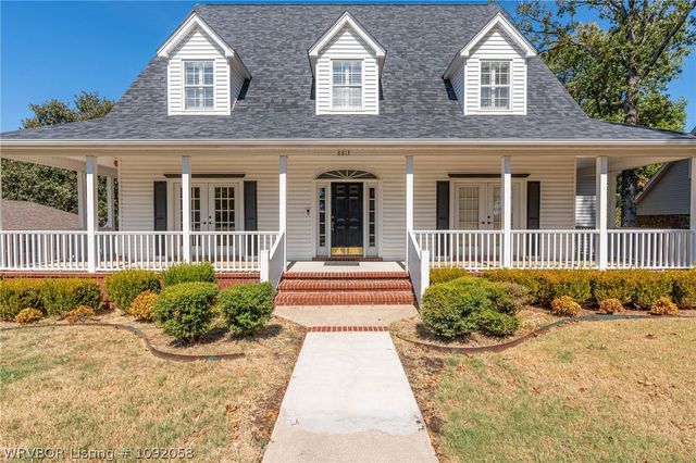 8813 Copper Oaks Lane, Fort Smith, AR 72903