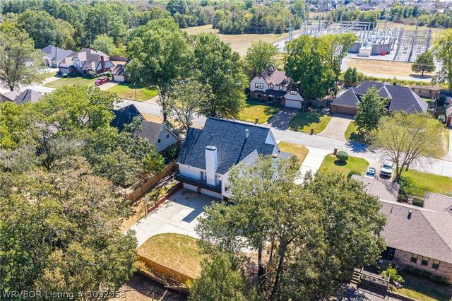 8813 Copper Oaks Lane, Fort Smith, AR 72903