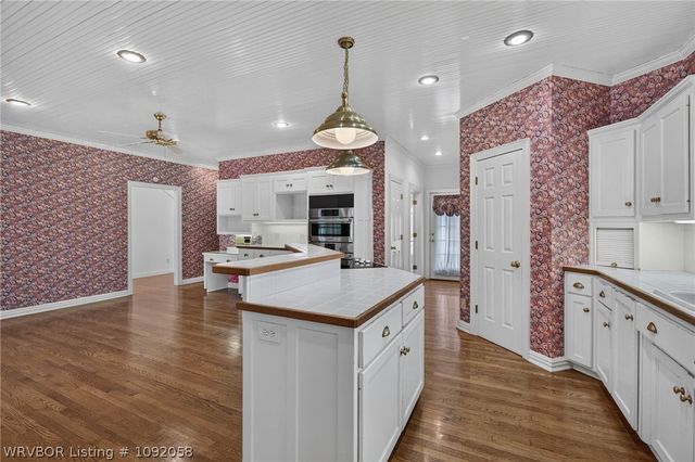 8813 Copper Oaks Lane, Fort Smith, AR 72903