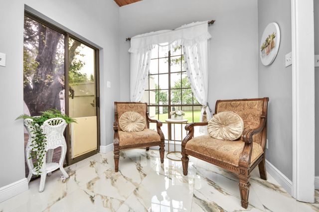 8302 Candlegreen Lane, Houston, TX 77071