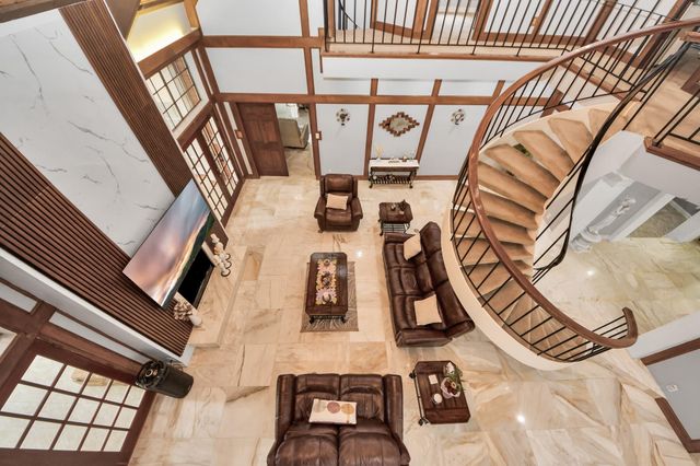 8302 Candlegreen Lane, Houston, TX 77071