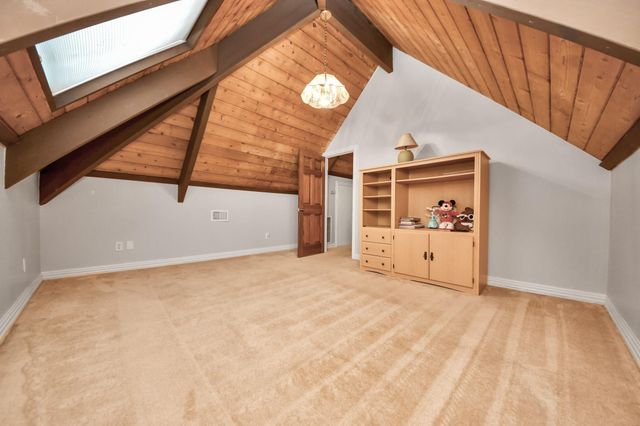 8302 Candlegreen Lane, Houston, TX 77071
