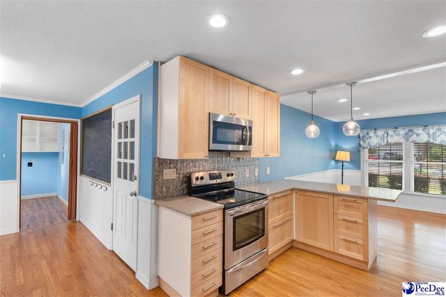 822 Hamilton Dr, Florence, SC 29505