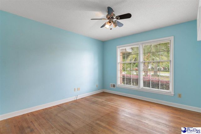 822 Hamilton Dr, Florence, SC 29505
