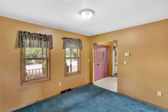 195 Fezell Rd, New Sewickley Twp, PA 15042