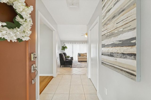 403 Colonial Drive, Friendswood, TX 77546